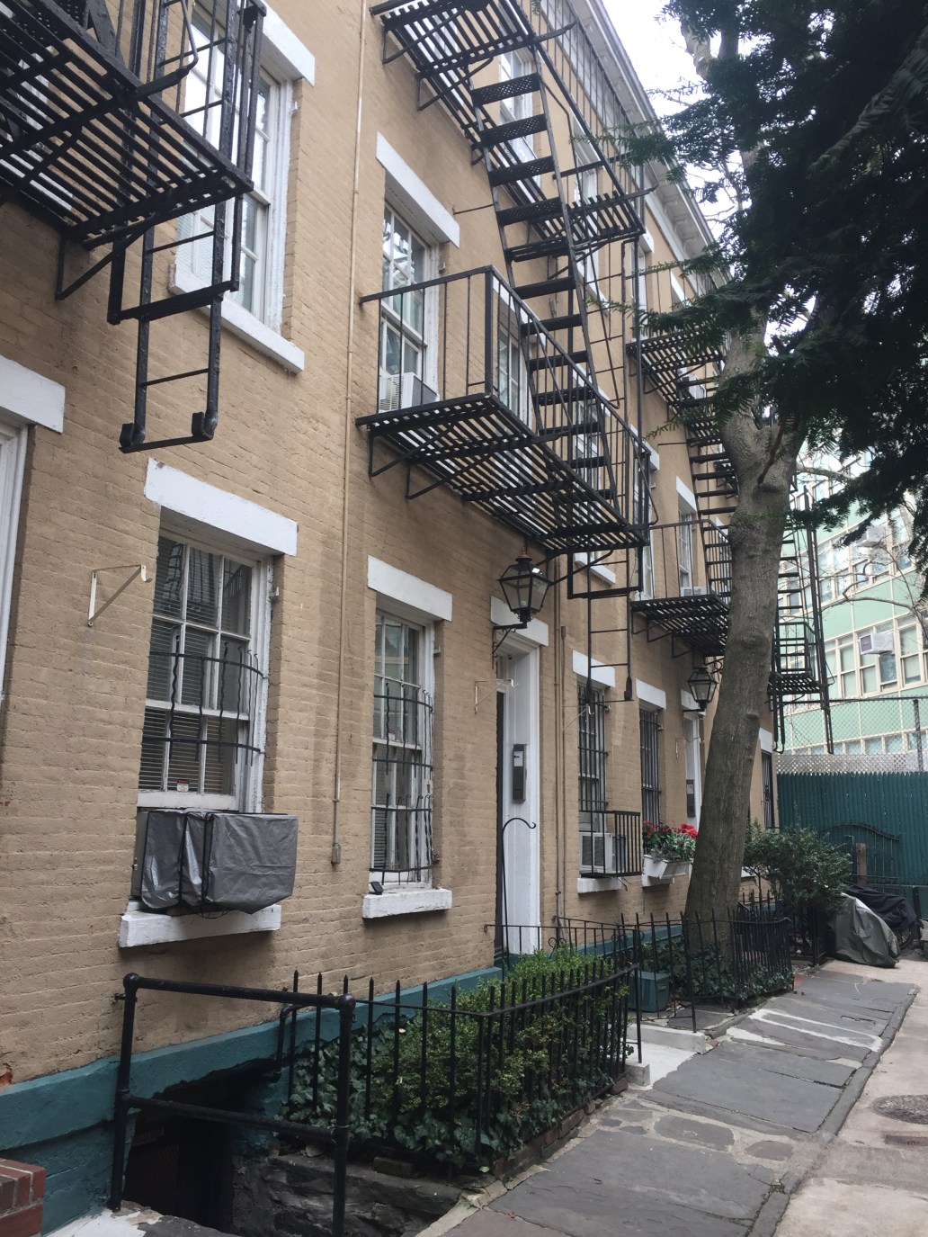 Doug’s Milligan Place NYC Apartment THE DOUG HENNING PROJECT