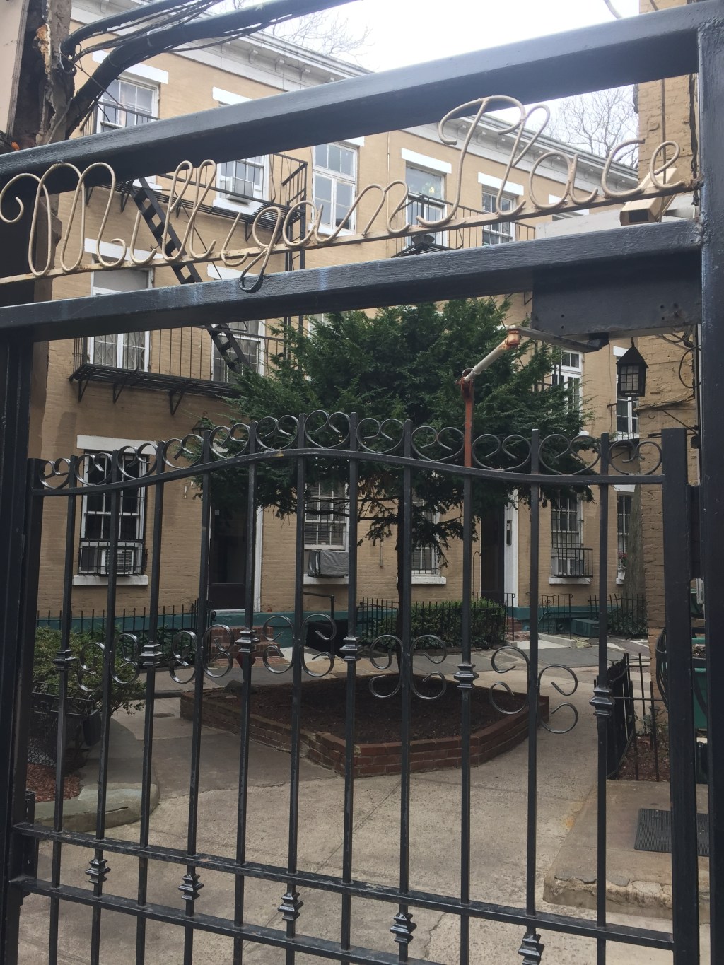 Doug’s Milligan Place NYC Apartment THE DOUG HENNING PROJECT